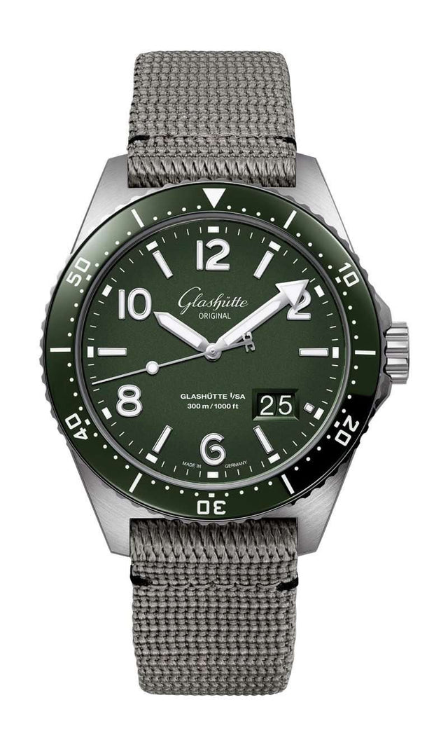 Glashütte Original SeaQ Panorama Date Men's Watch 1-36-13-07-83-33