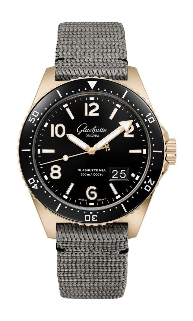 Glashütte Original SeaQ Panorama Date Red Gold Men's Watch 1-36-13-03-90-34