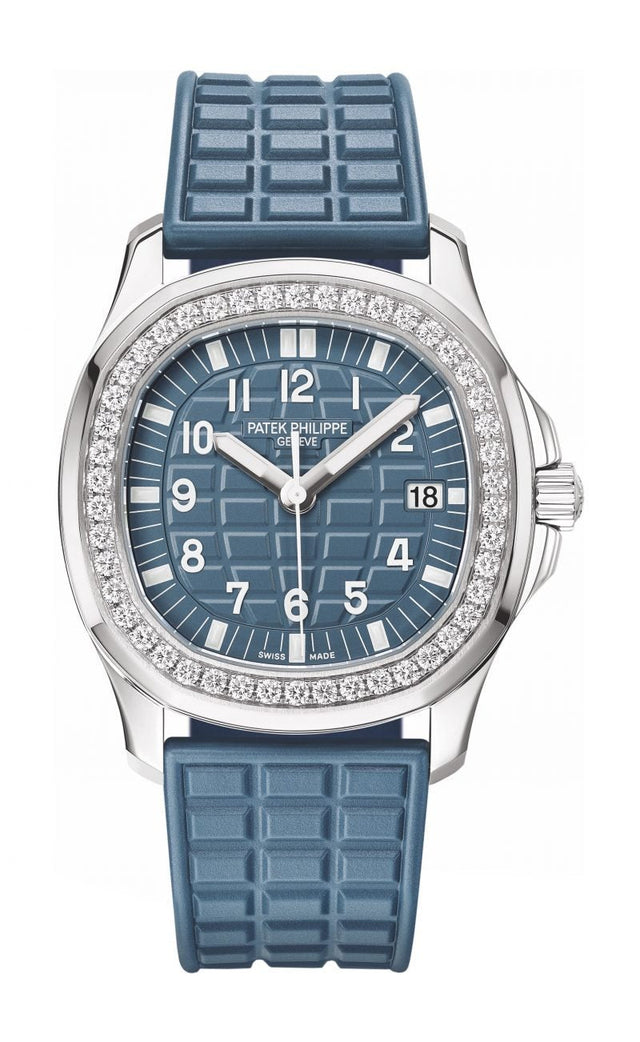 Patek Philippe AQUANAUT LUCE “MISTY BLUE” Woman's watch 5067A-025