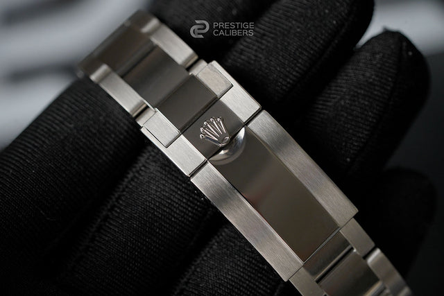 Close-up of a Rolex Cosmograph Daytona 126500LN-0002 clasp