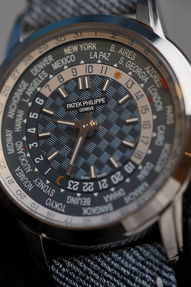 Patek Philippe Complications World Time 5330G-001 “Jeans” – 40 mm White Gold Men’s Watch with Blue Denim-Style Dial
