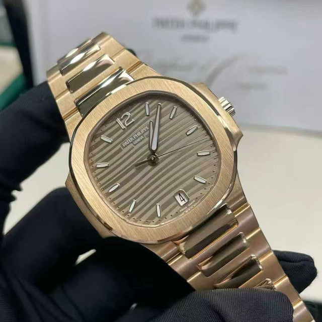 Patek Philippe Nautilus “Ladies Automatic” Woman's watch 7118/1R-010
