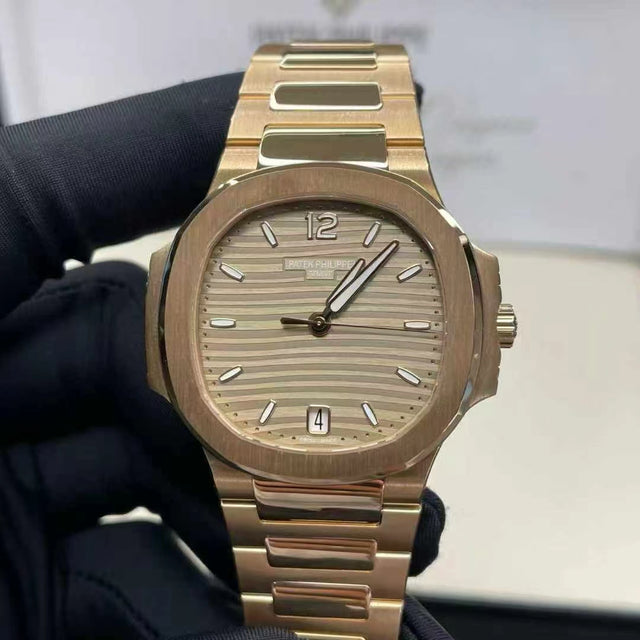 Patek Philippe Nautilus “Ladies Automatic” Woman's watch 7118/1R-010