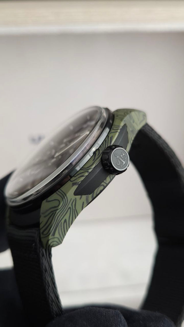 Ulysse Nardin Freak [X OPS] – 43 mm Titanium & Carbon Men’s Watch with Flying Carousel Movement 2303-270-2A-KAKI/0B