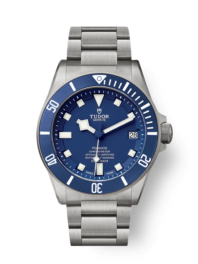 Tudor Pelagos M25600TB-0001, 42 mm titanium dive watch with blue dial, blue ceramic bezel and titanium bracelet